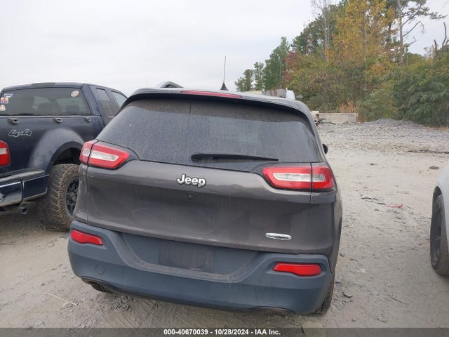 Jeep Cherokee Latitude 2016 1C4PJLCS1GW363666 Image 16