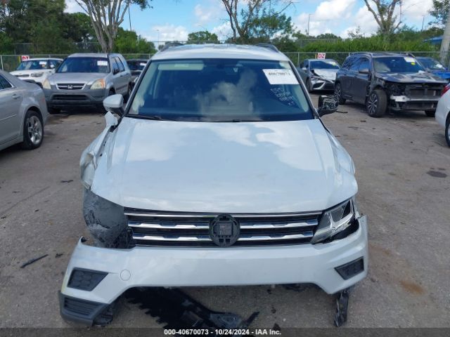 3VV3B7AX4JM208197 Volkswagen Tiguan 2.0t Se/2.0t Sel