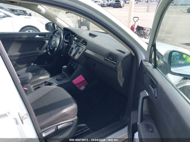 3VV3B7AX4JM208197 Volkswagen Tiguan 2.0t Se/2.0t Sel