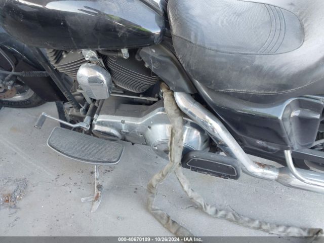2005 HARLEY-DAVIDSON FLHPI 1HD1FHW165Y613930 Photo 8