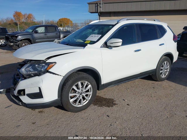 Nissan ROGUE SV 2018 KNMAT2MV7JP548695 Image 2