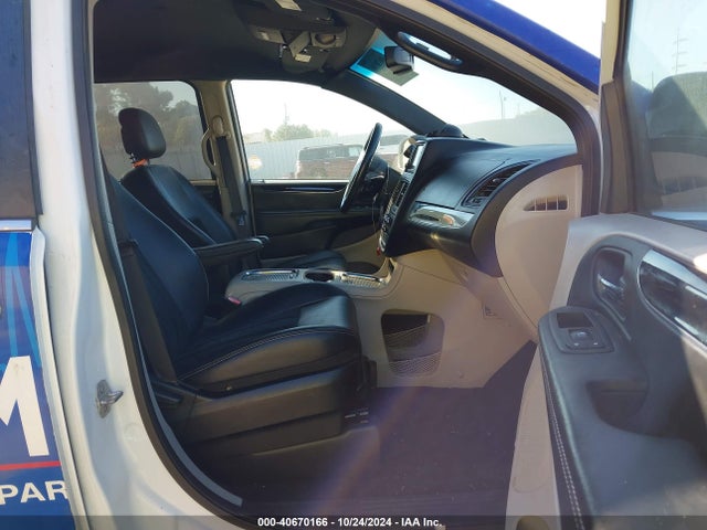 Dodge Grand Caravan Sxt 2017 2C4RDGCG2HR715022 Image 5