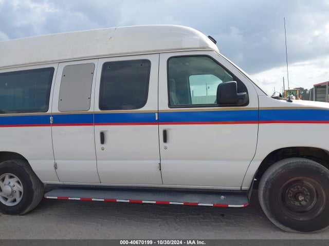 Ford E-250 Commercial 2014 1FTNE2EW5EDB18870 Image 13