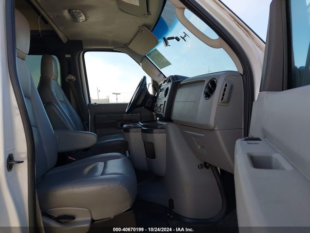 Ford E-250 Commercial 2014 1FTNE2EW5EDB18870 Image 5