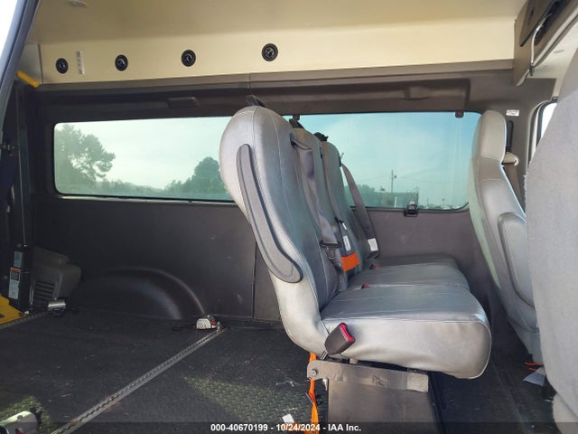Ford E-250 Commercial 2014 1FTNE2EW5EDB18870 Image 8