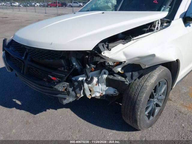 3C4PDCBB3KT848513 Dodge JOURNEY SE