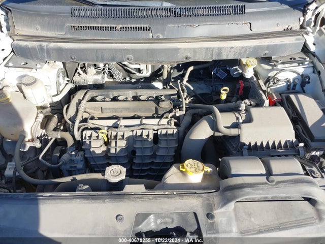 3C4PDCAB1JT242028 Dodge JOURNEY SE