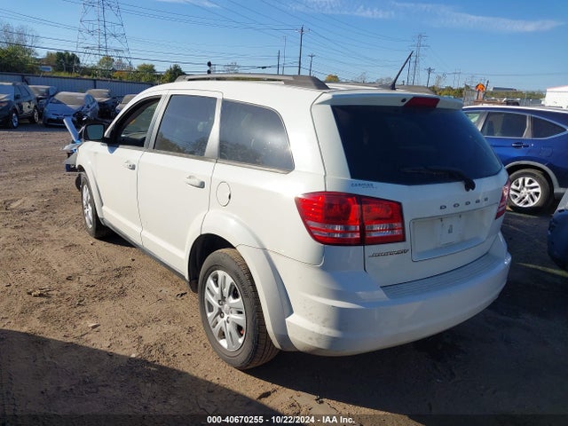 3C4PDCAB1JT242028 Dodge JOURNEY SE