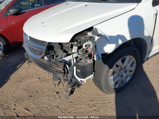 3C4PDCAB1JT242028 Dodge JOURNEY SE