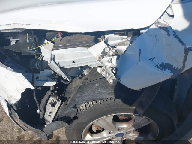 Ford ESCAPE SE 2015 1FMCU9GX9FUA30135 Image 18