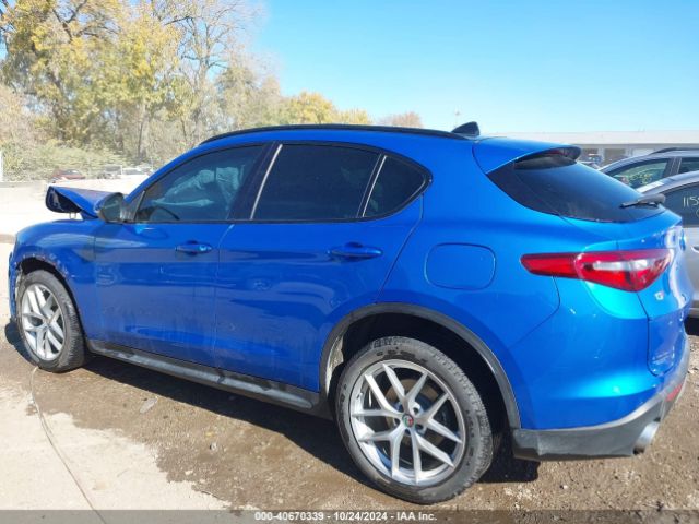 ZASFAKNN1J7B96988 Alfa Romeo Stelvio Ti Sport Awd
