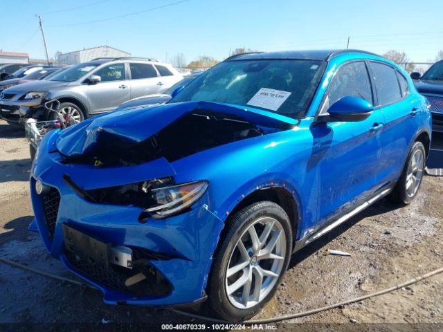 ZASFAKNN1J7B96988 Alfa Romeo Stelvio Ti Sport Awd