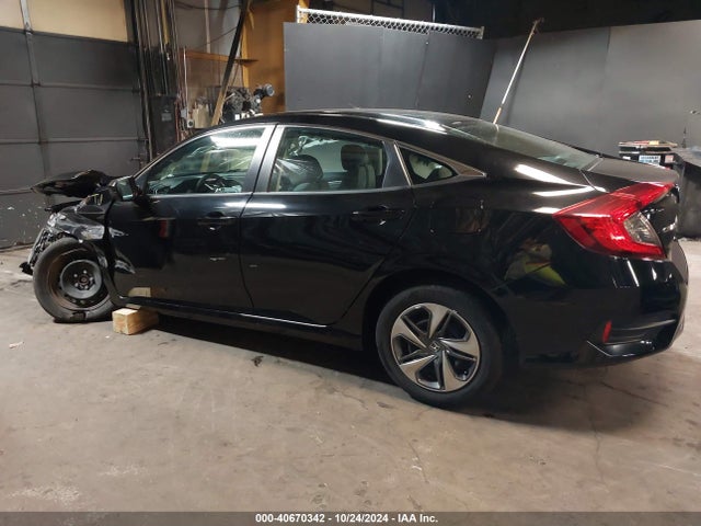 Honda Civic Lx 2019 2HGFC2F69KH569731 Image 3