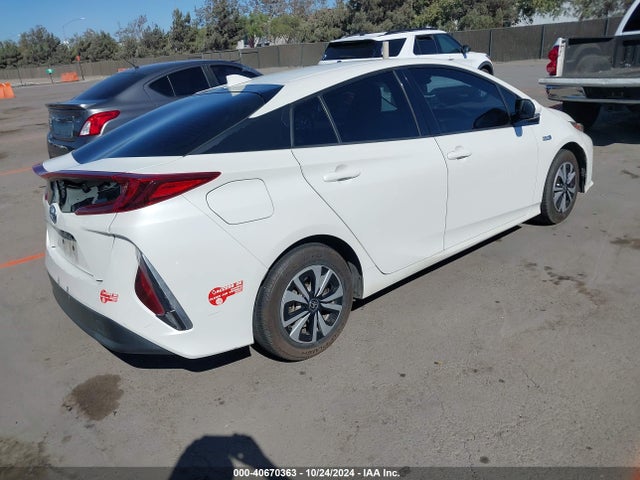 JTDKARFP0J3085291 Toyota Prius Prime Plus
