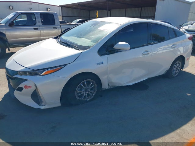 JTDKARFP0J3085291 Toyota Prius Prime Plus
