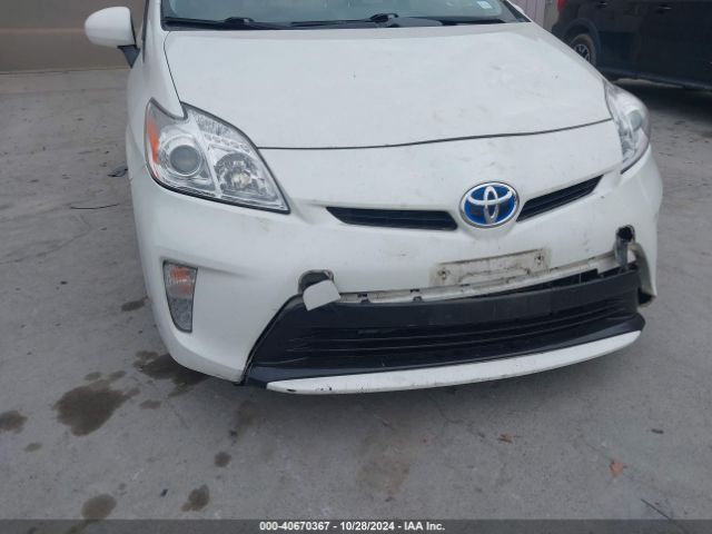 JTDKN3DU9F0426559 Toyota Prius Two