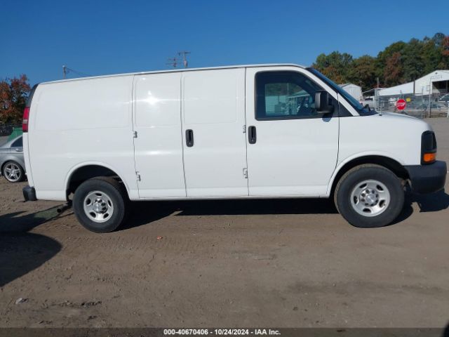 1GCWGFFFXF1100646 Chevrolet Express 2500 Work Van