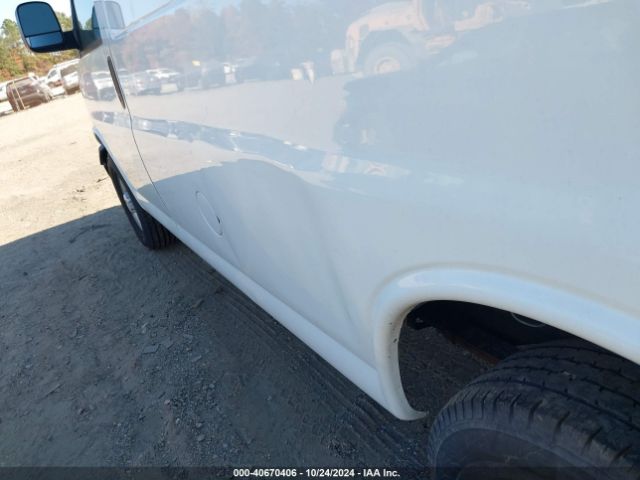 1GCWGFFFXF1100646 Chevrolet Express 2500 Work Van