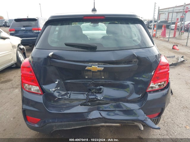 Chevrolet TRAX LS 2019 3GNCJKSB4KL260306 Image 17