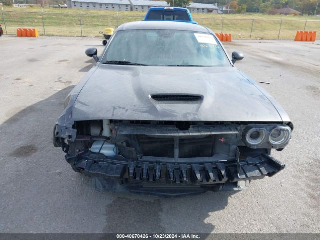 2C3CDZJG7NH181610 Dodge Challenger Gt