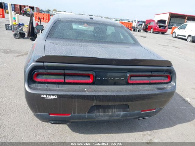 2C3CDZJG7NH181610 Dodge Challenger Gt