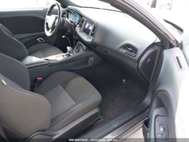 2C3CDZJG7NH181610 Dodge Challenger Gt