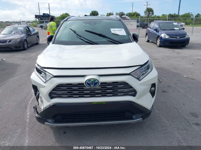 2T3E6RFV4MW002377 Toyota Rav4 Hybrid Xse