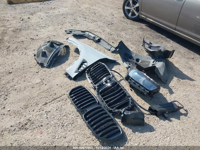 5UX13EU08R9V44806 BMW X5 Sdrive40i