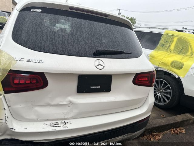 W1N0G8DB8NV392959 Mercedes-Benz Glc 300 Suv