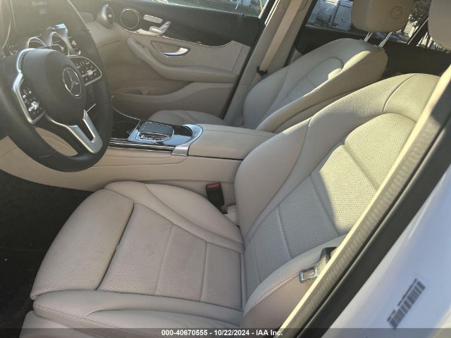 W1N0G8DB8NV392959 Mercedes-Benz Glc 300 Suv