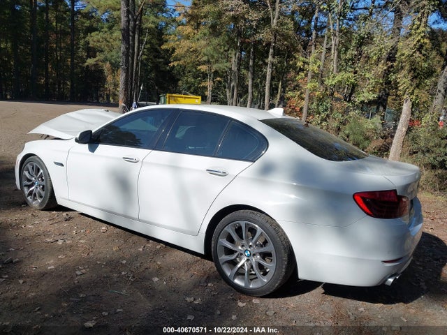BMW 528i Xdrive 2016 WBA5A7C59GG145989 Image 3