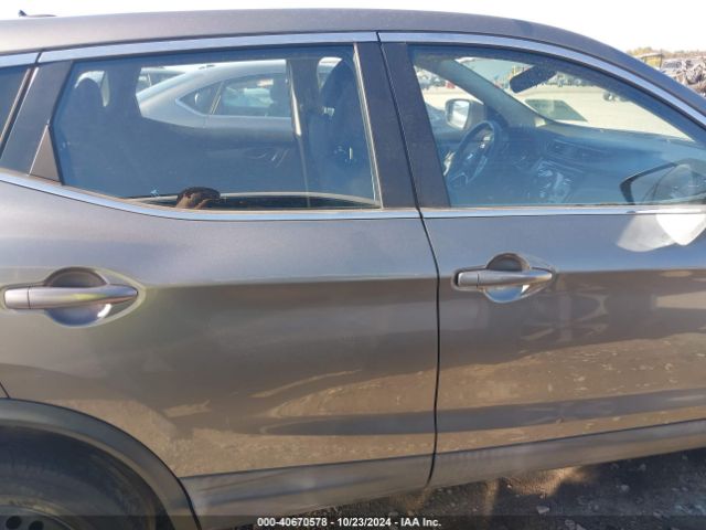 JN1BJ1CP7JW154629 Nissan Rogue Sport S