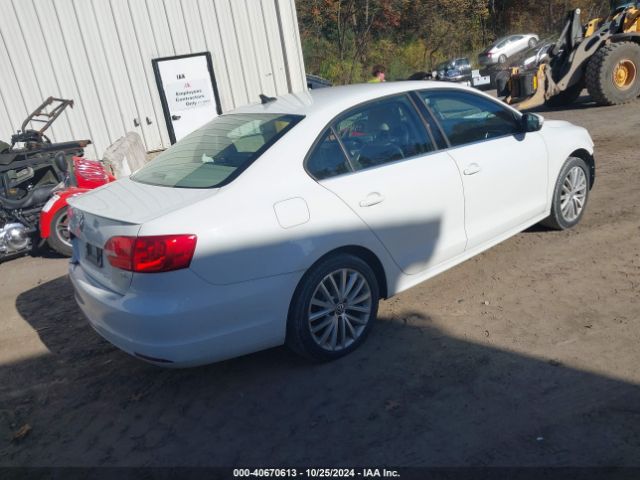 3VWL17AJXEM287665 Volkswagen Jetta 1.8t Sel