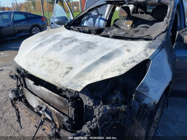 KNDPM3AC8J7474493 KIA Sportage Lx