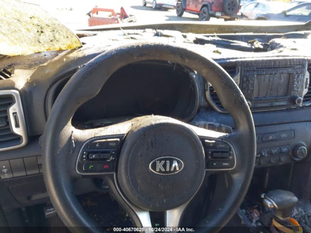 KNDPM3AC8J7474493 KIA Sportage Lx