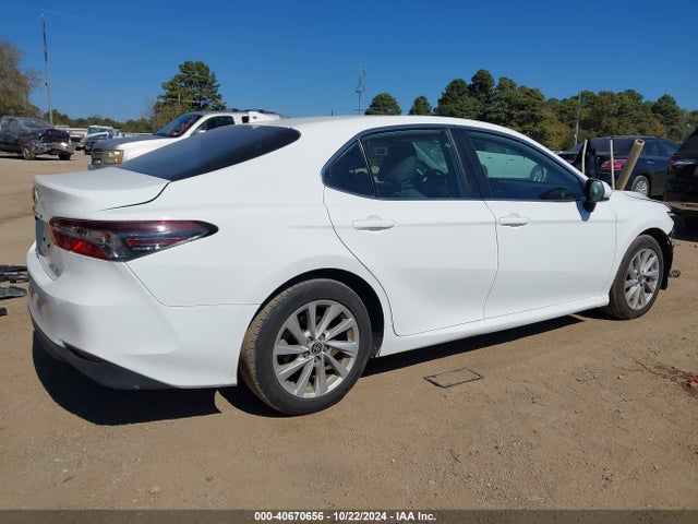 Toyota CAMRY LE 2023 4T1C11AK0PU719411 Image 4