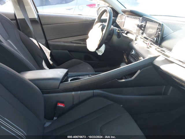 Hyundai ELANTRA SEL 2022 KMHLS4AG4NU275635 Image 5