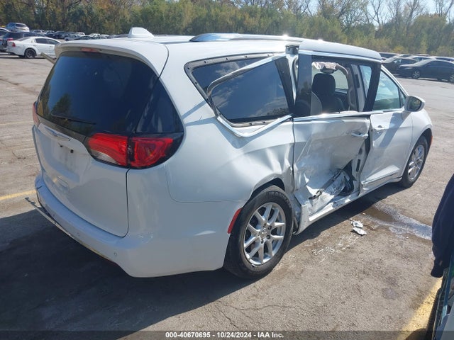 Chrysler Pacifica Touring L 2020 2C4RC1BG1LR125808 Image 4