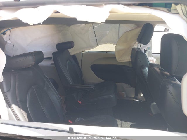 Chrysler Pacifica Touring L 2020 2C4RC1BG1LR125808 Image 8