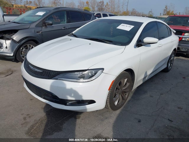 1C3CCCBB4GN128425 Chrysler 200 S
