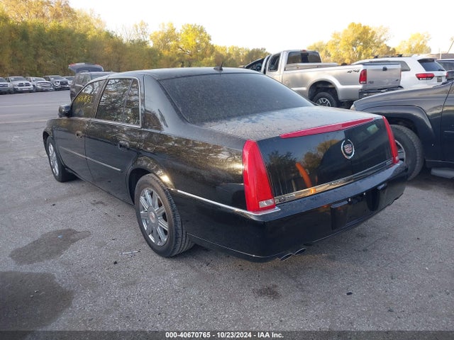 2008 CADILLAC DTS 1G6KD57YX8U148136 Photo 2