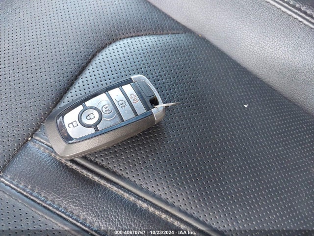 1FMJU2AT2LEA33260 Ford Expedition Limited