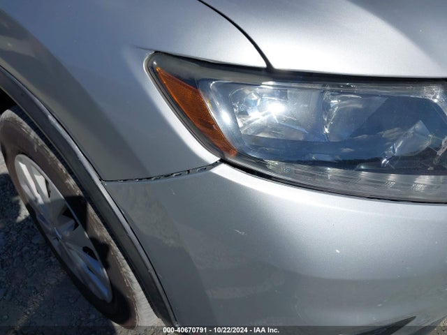 Nissan ROGUE S 2016 KNMAT2MT4GP724397 Image 17