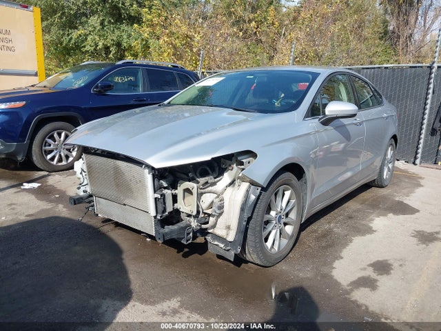 Ford FUSION SE 2017 3FA6P0HD8HR141235 Image 2