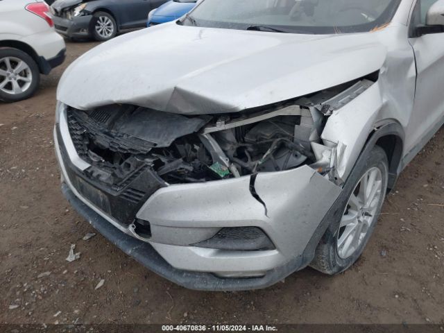 JN1BJ1BW4MW670685 Nissan Rogue Sport Sv Awd Xtronic Cvt