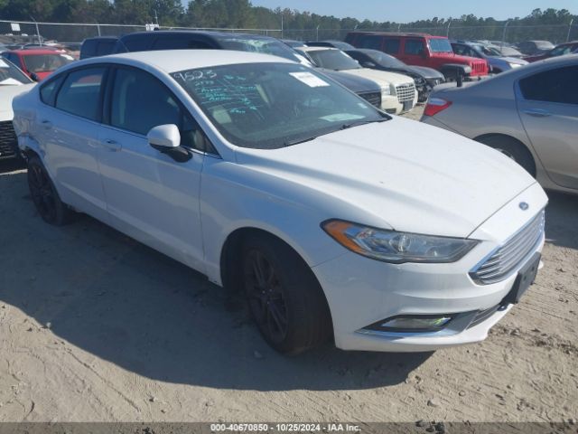 3FA6P0HD9JR279565 Ford FUSION SE