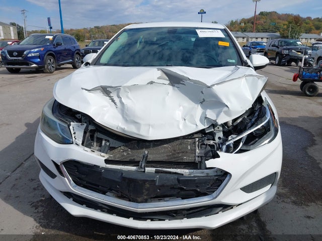 Продаж на аукціоні авто 2017 Chevrolet Cruze Lt Auto, vin: 1G1BE5SM1H7106847, номер лоту: 40670853