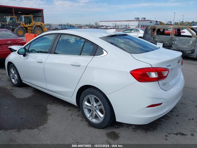 Продаж на аукціоні авто 2017 Chevrolet Cruze Lt Auto, vin: 1G1BE5SM1H7106847, номер лоту: 40670853
