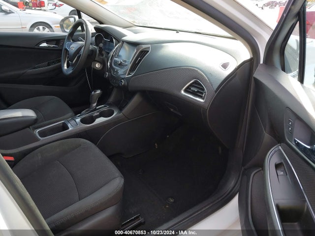 Продаж на аукціоні авто 2017 Chevrolet Cruze Lt Auto, vin: 1G1BE5SM1H7106847, номер лоту: 40670853