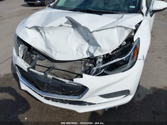 Продаж на аукціоні авто 2017 Chevrolet Cruze Lt Auto, vin: 1G1BE5SM1H7106847, номер лоту: 40670853